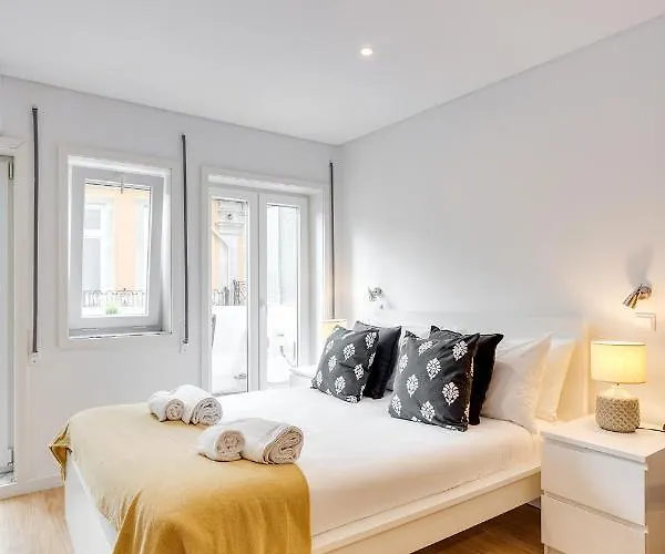 Bonjardim Downtown By Da'home