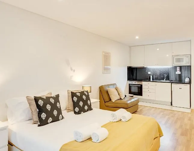 Lejlighed Bonjardim Downtown By Da'home