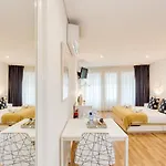 Apartman Bonjardim Downtown By Da'home *