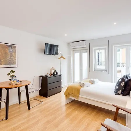 Апартаменты Bonjardim Downtown By Da'home *