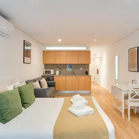 Bonjardim Downtown By Da'home *