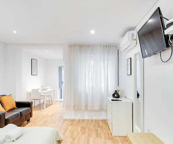 Bonjardim Downtown By Da'home