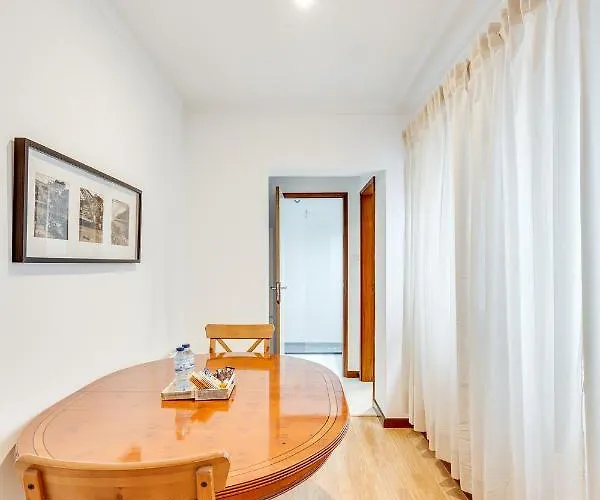 Bonjardim Downtown By Da'home