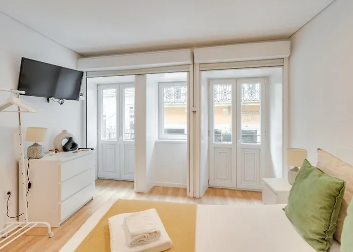 Bonjardim Downtown By Da'home