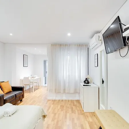 Bonjardim Downtown By Da'home