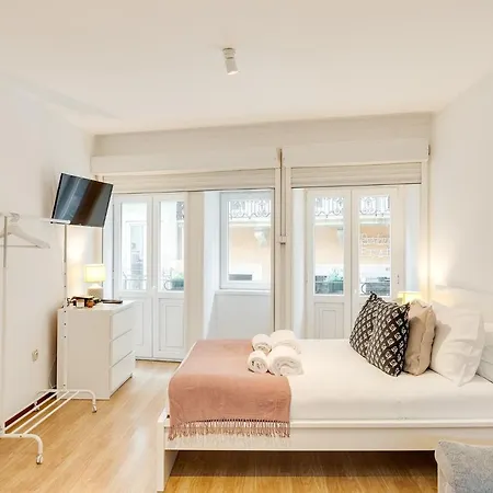 Bonjardim Downtown By Da'home