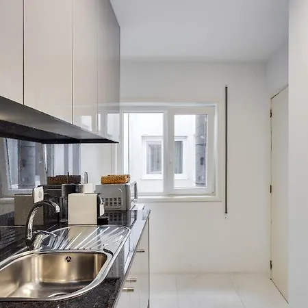 Bonjardim Downtown By Da'home