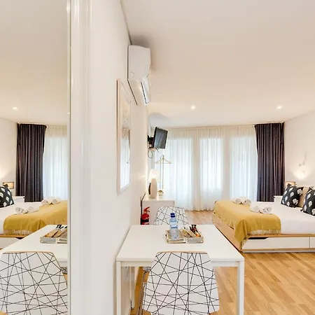 Апартаменты Bonjardim Downtown By Da'home *