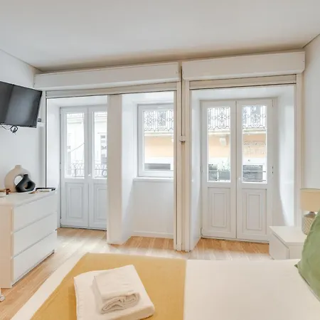 Bonjardim Downtown By Da'home