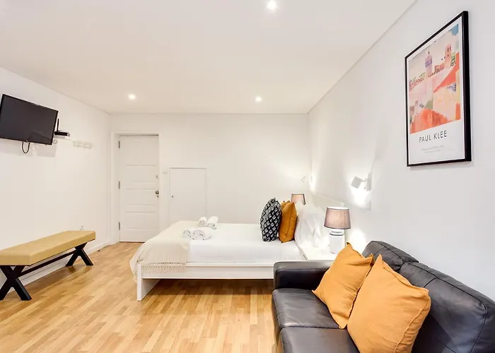 Bonjardim Downtown By Da'home