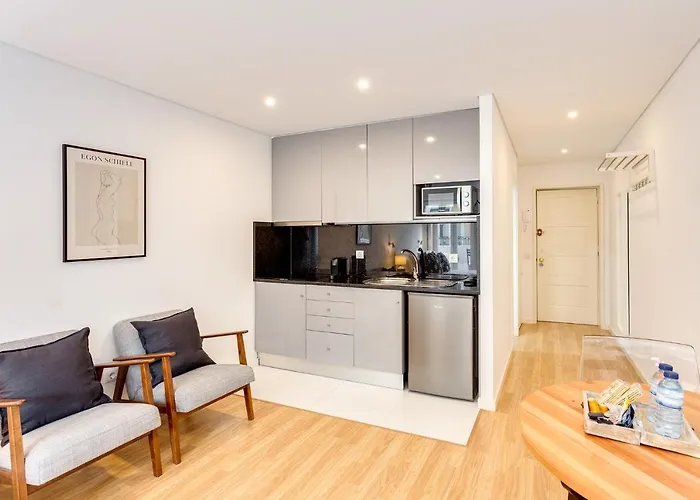 Bonjardim Downtown By Da'home